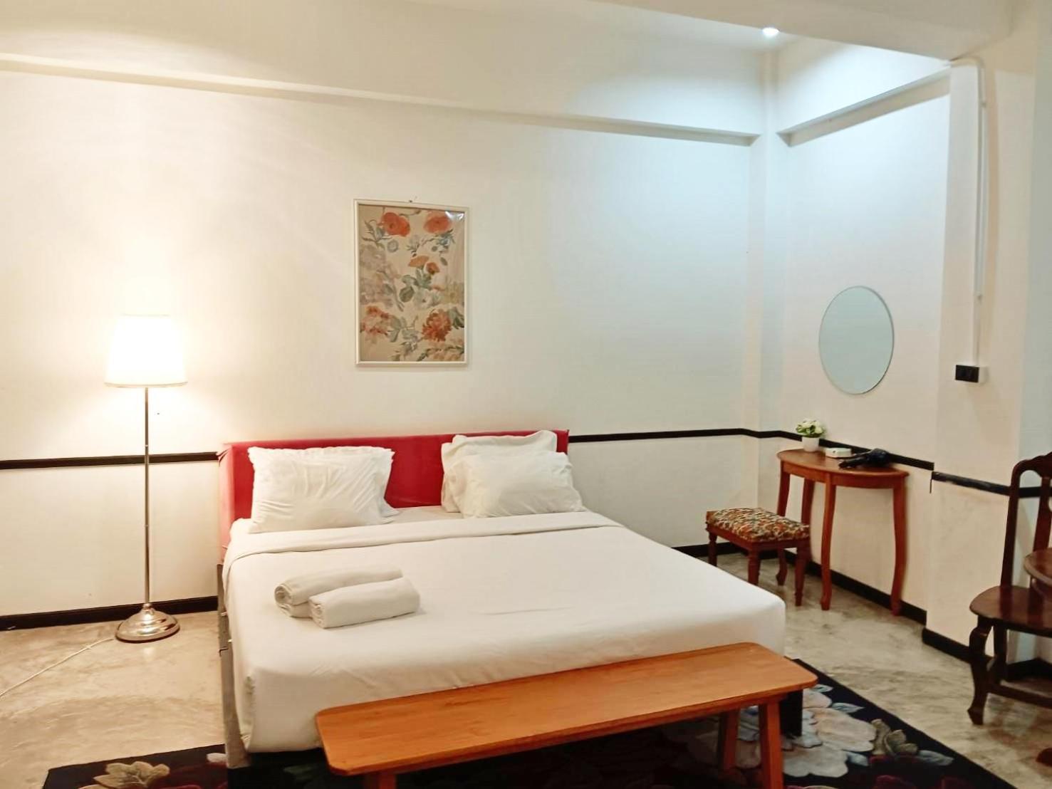 Apartamento The Character Yaowarat V เดอะ คาแรคเตอร์ เยาวราช 3 Bangkok Exterior foto